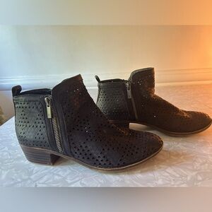 Black Leather Ankle Bootie
Punched Leather, Triangle Details ~ Lucky Brand